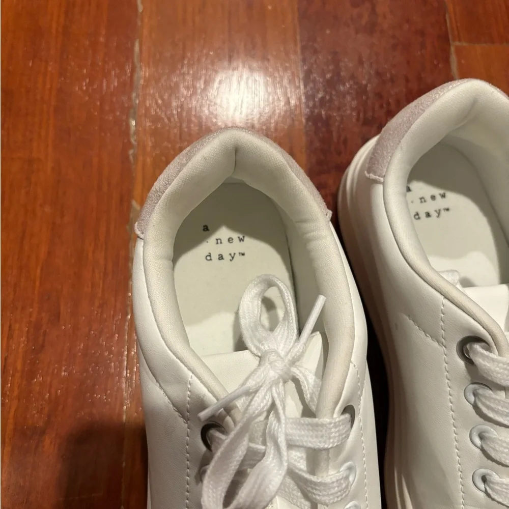 A New Day white sneakers - Picture 2 of 4